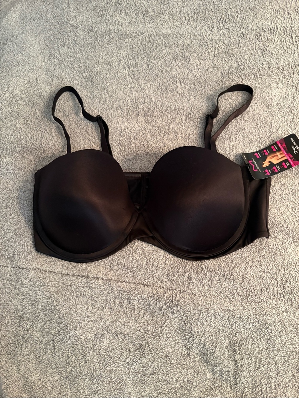 NWT Maidenform 12-Way Adjustable Straps Bra 38D Black Strapless